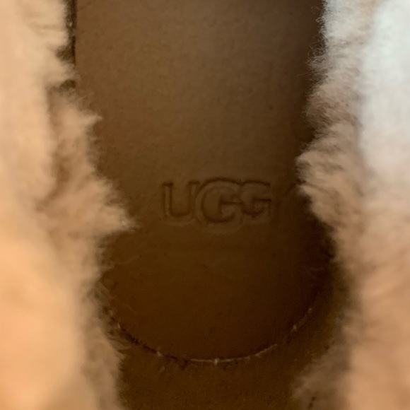 UGG Women’s Beven High Top Sneaker Boot - Picture 11 of 13